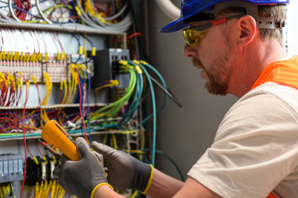 Best Affordable Emergency Electrician  in Elkader, IA